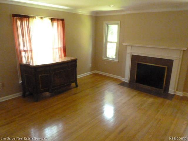 500 Neff Road Grosse Pointe, MI 48230 - Photo 11 of 21 P1040815.JPG