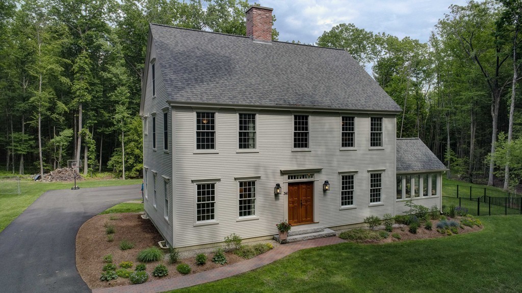 341 Audubon Road Northampton, MA 01053 - Photo 5 of 30