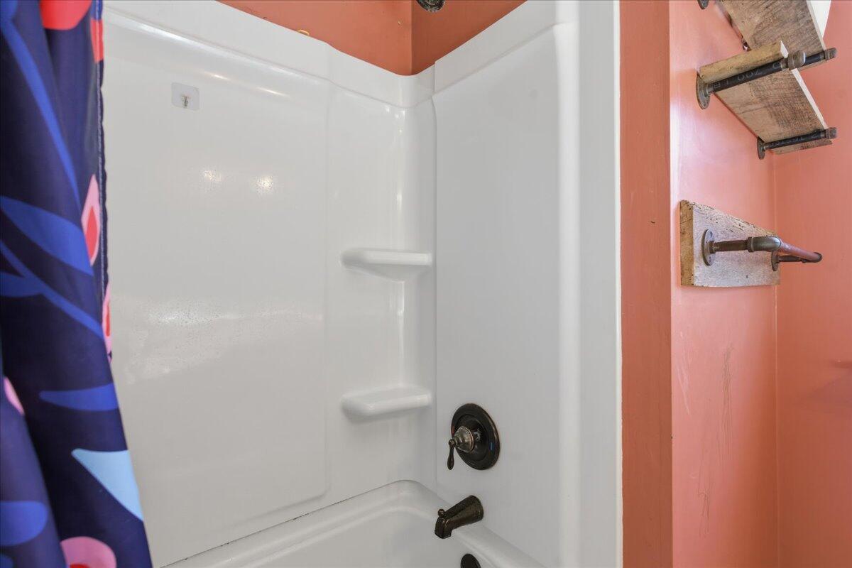 2835 Edwardsville Road Hardy, VA 24101 - Photo 16 of 35 a bathroom with a shower