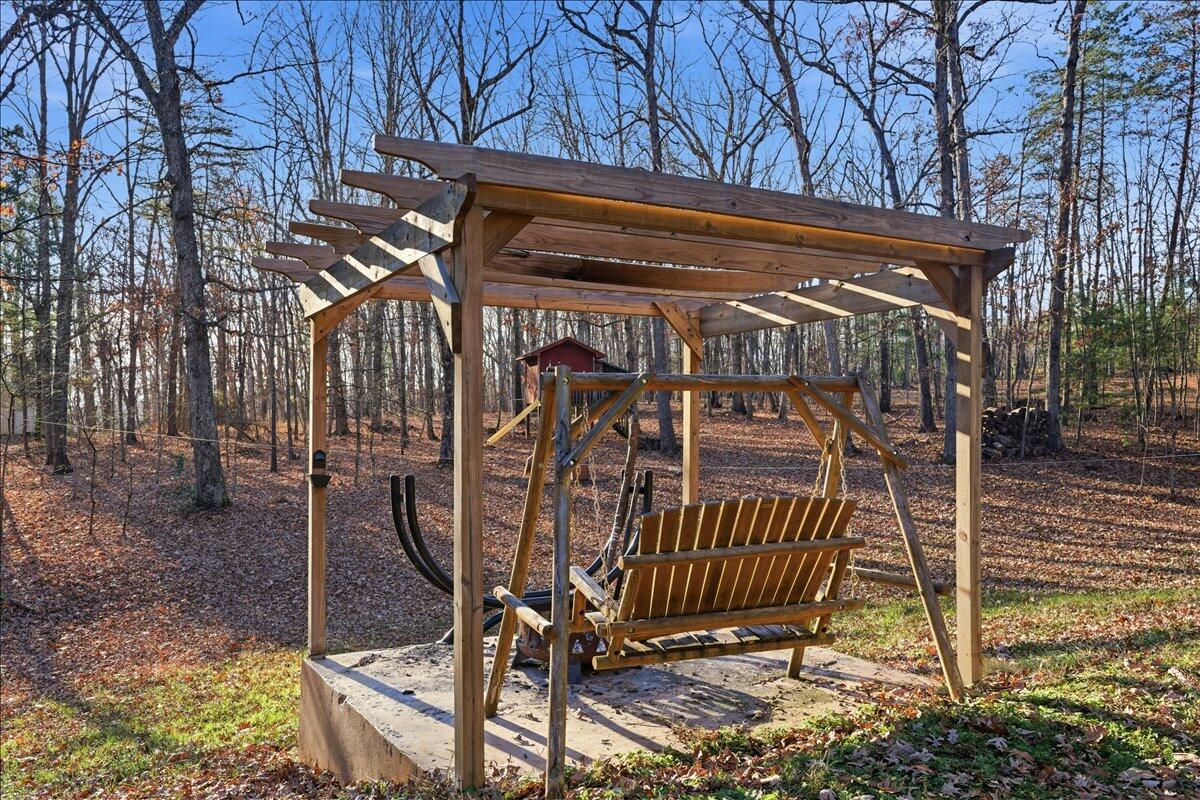 2835 Edwardsville Road Hardy, VA 24101 - Photo 30 of 35 a view of a roof deck
