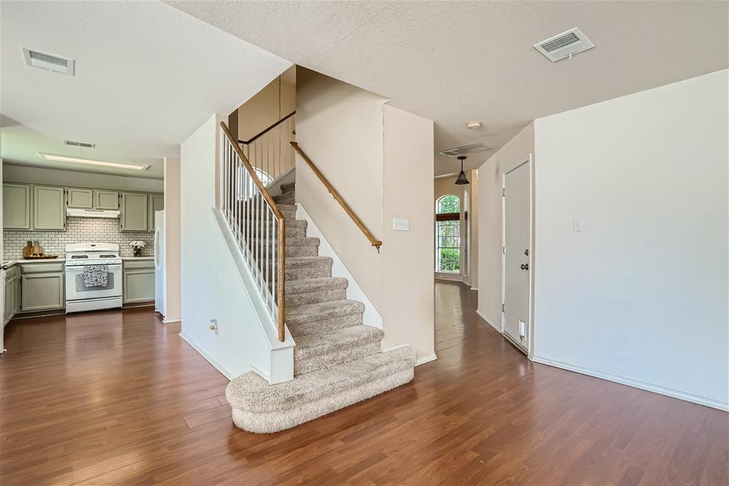 13431 Athens Trail Austin, TX 78729 - Photo 12 of 34