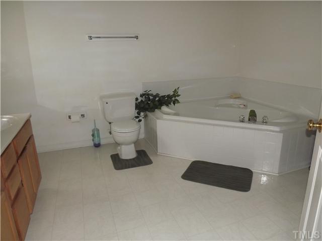 4108 Palafox Court Raleigh, NC 27604 - Photo 14 of 23