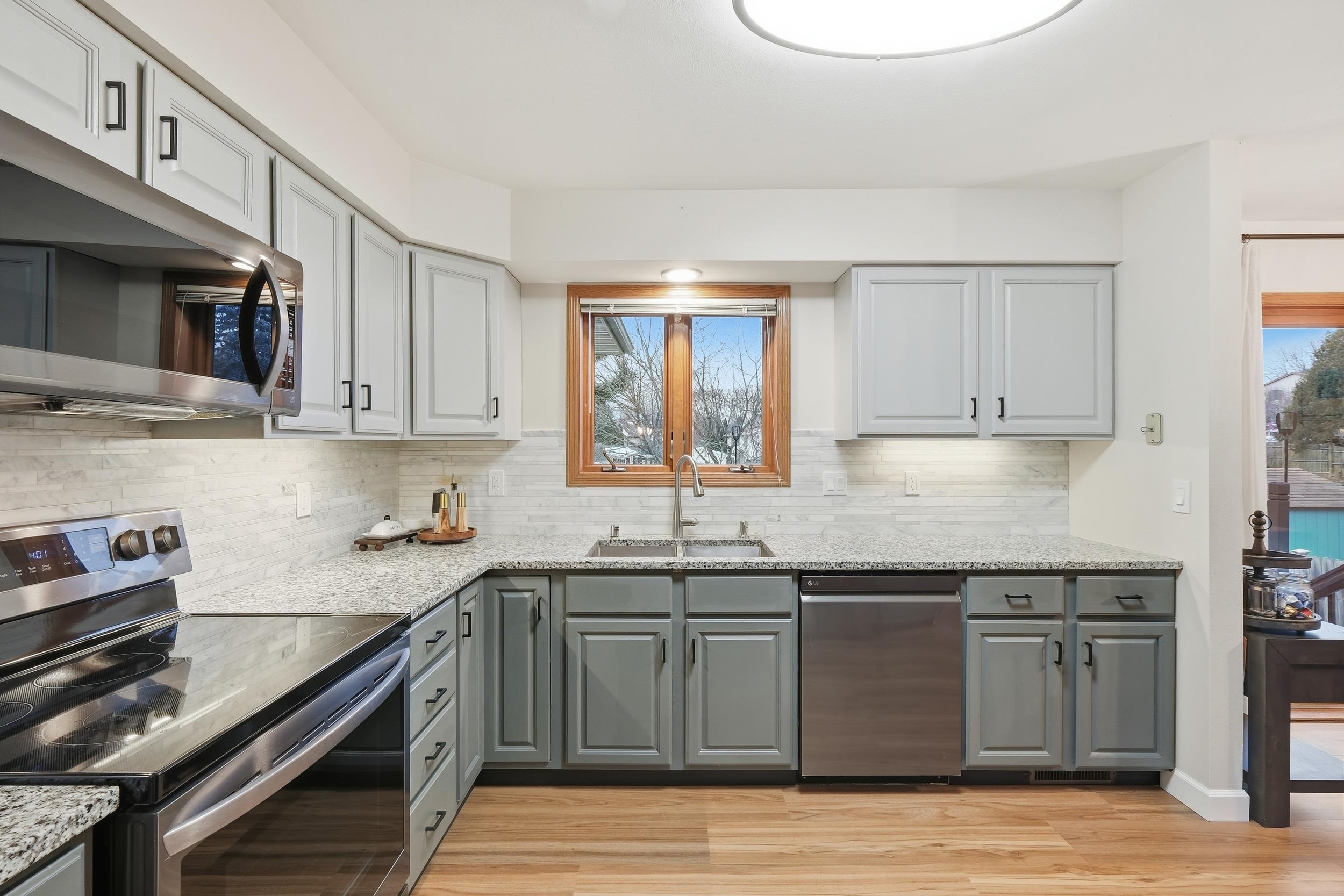 306 North Nine Mound Road Verona, WI 53593 - Photo 13 of 44