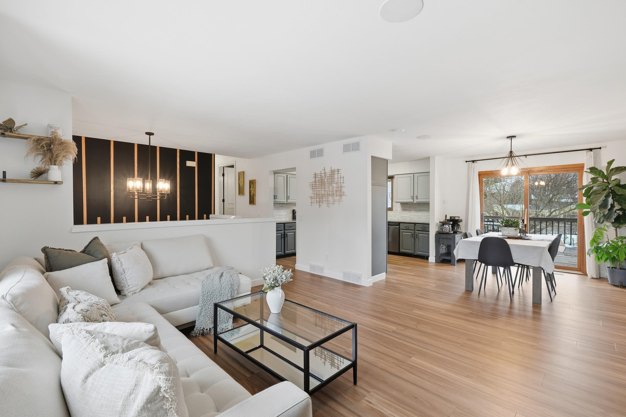 306 North Nine Mound Road Verona, WI 53593 - Photo 5 of 44