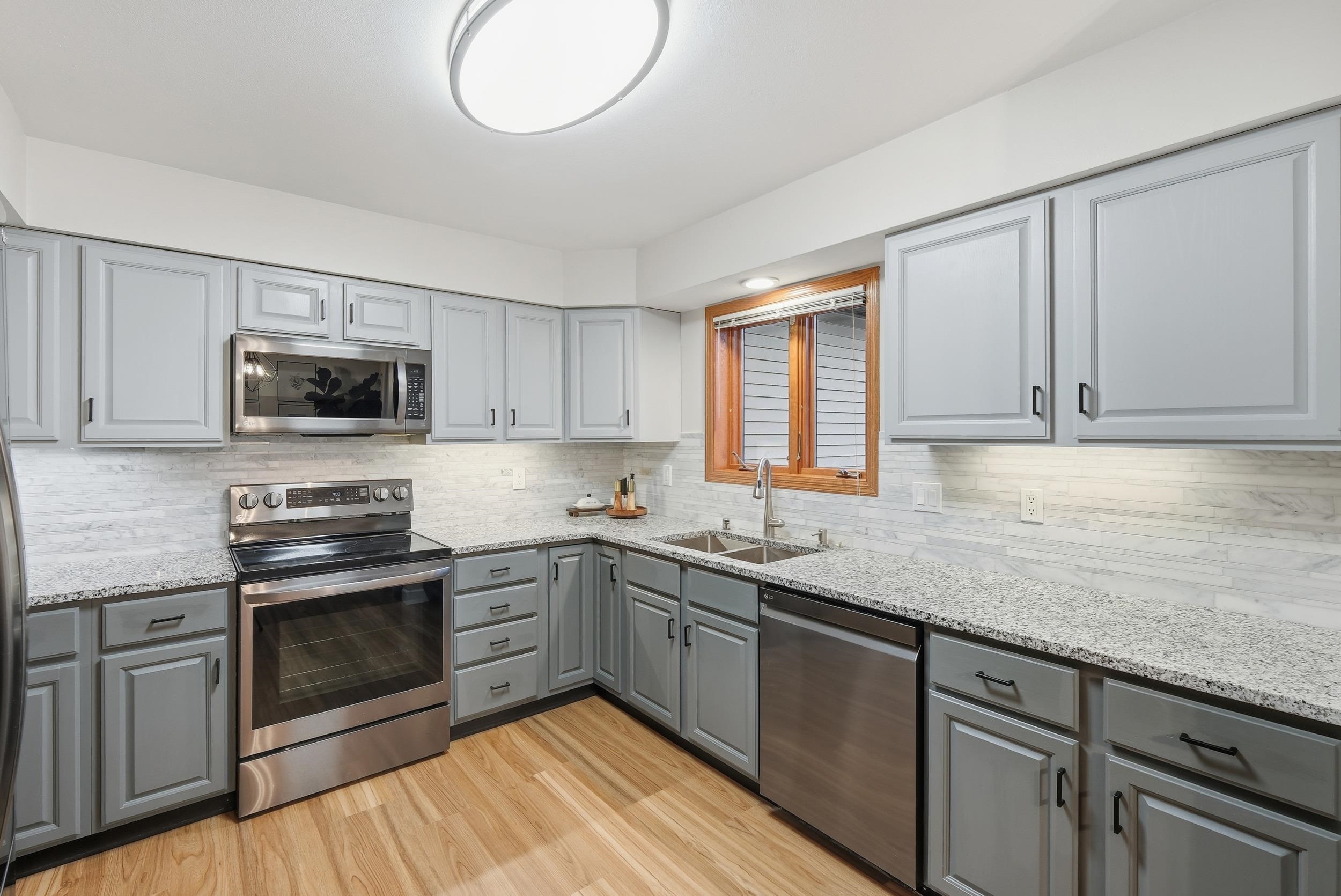 306 North Nine Mound Road Verona, WI 53593 - Photo 10 of 44