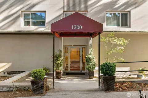 $185,000 | 1200 Boylston Avenue, Unit 602, Seattle, WA 98101