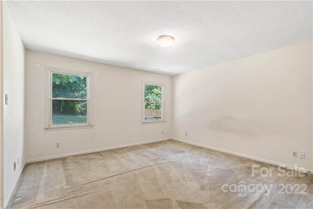 312 Brookside Drive Fort Mill, SC 29715 - Photo 18 of 23 an empty room with windows
