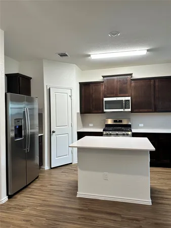 $2,295 | 104 Wind Flower Lane, Liberty Hill, TX 78642