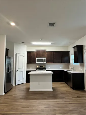 $2,295 | 104 Wind Flower Lane, Liberty Hill, TX 78642