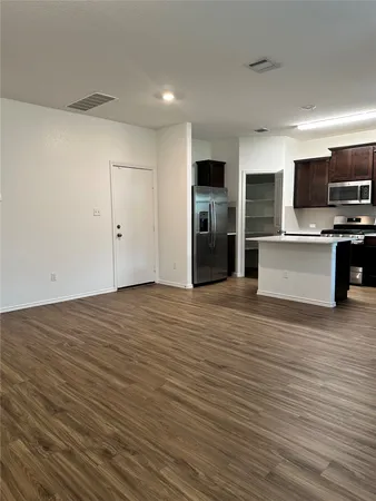 $2,295 | 104 Wind Flower Lane, Liberty Hill, TX 78642