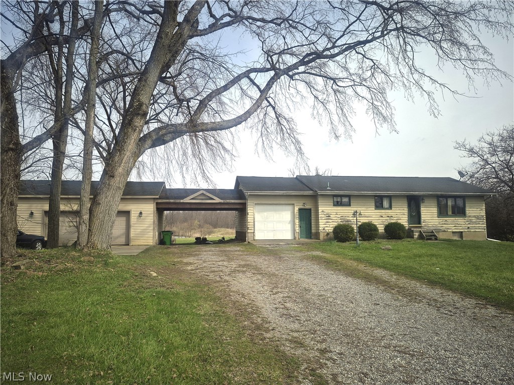 7695 Norton Road Garrettsville, OH 44231 - Photo 3 of 16
