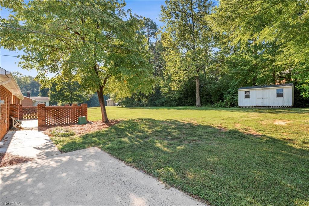 3176 Garden Road Burlington, NC 27215 - Photo 22 of 30 Gallery Image 22