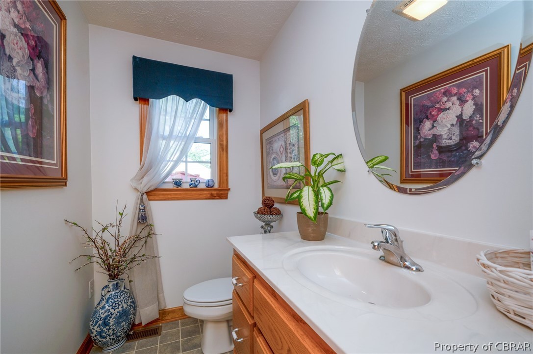 107 Rural Retreat Road Yorktown, VA 23692 - Photo 28 of 41 Gallery Image 28