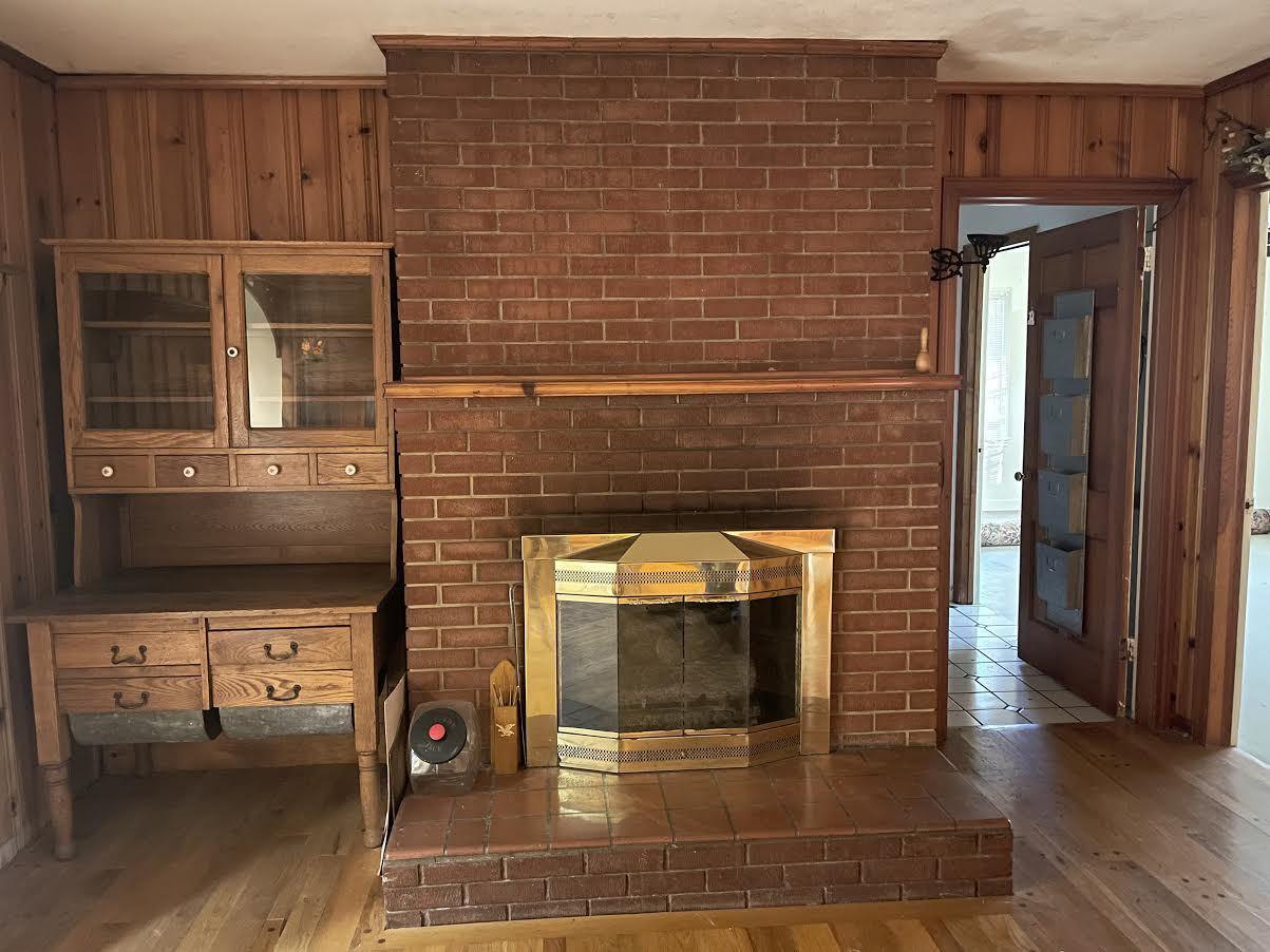 110 Taylor Road Oak Ridge, TN 37830 - Photo 11 of 40 Brick Fireplace w gas logs