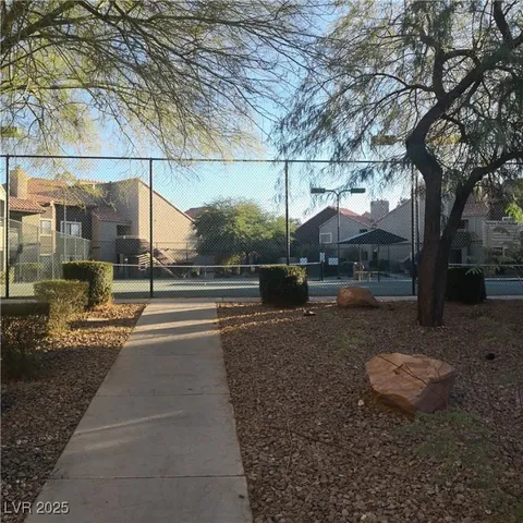 $1,270 | 5026 South Rainbow Boulevard, Unit 203, Las Vegas, NV 89118