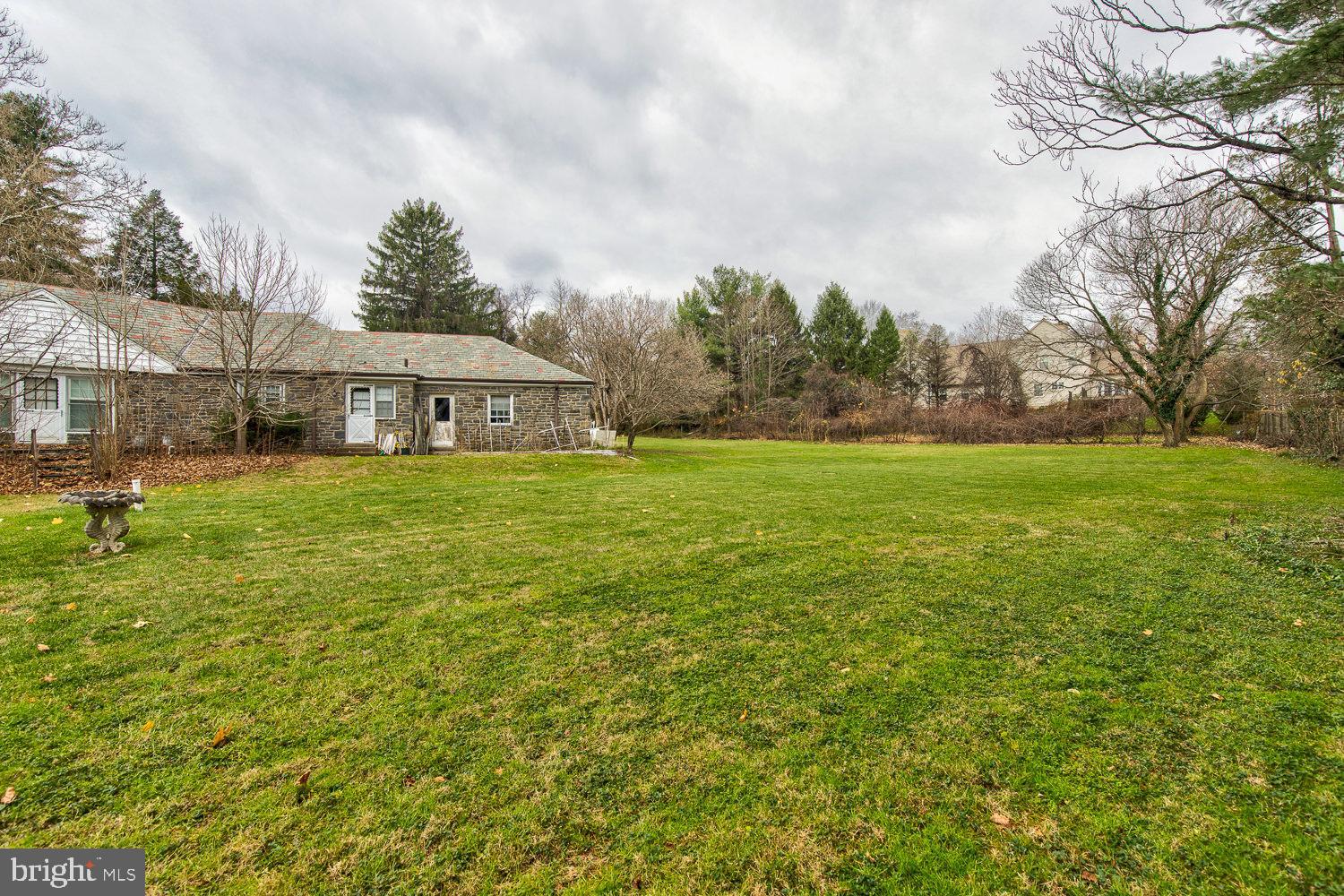 525 Clothier Road Wynnewood, PA 19096 - Photo 12 of 32