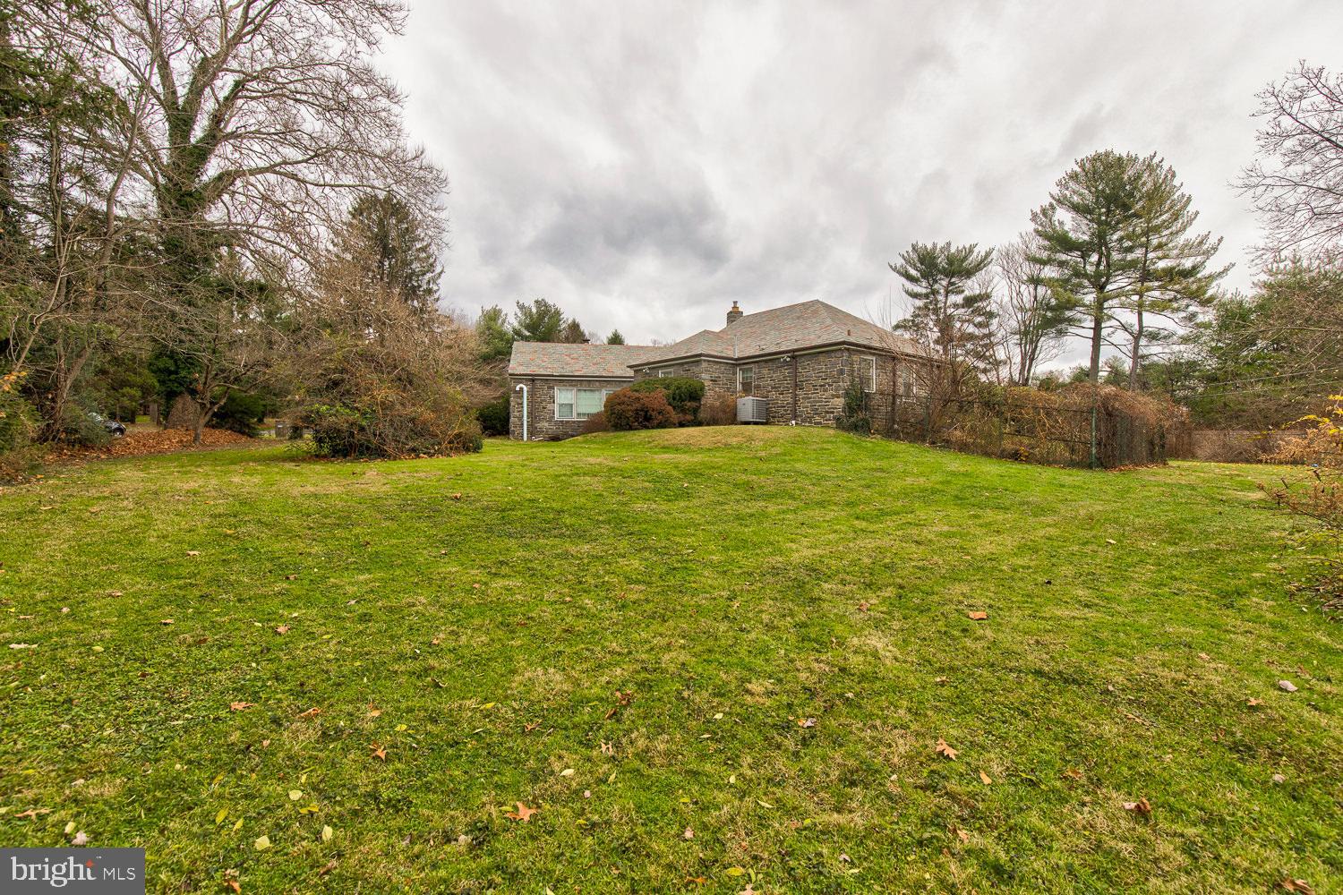 525 Clothier Road Wynnewood, PA 19096 - Photo 13 of 32