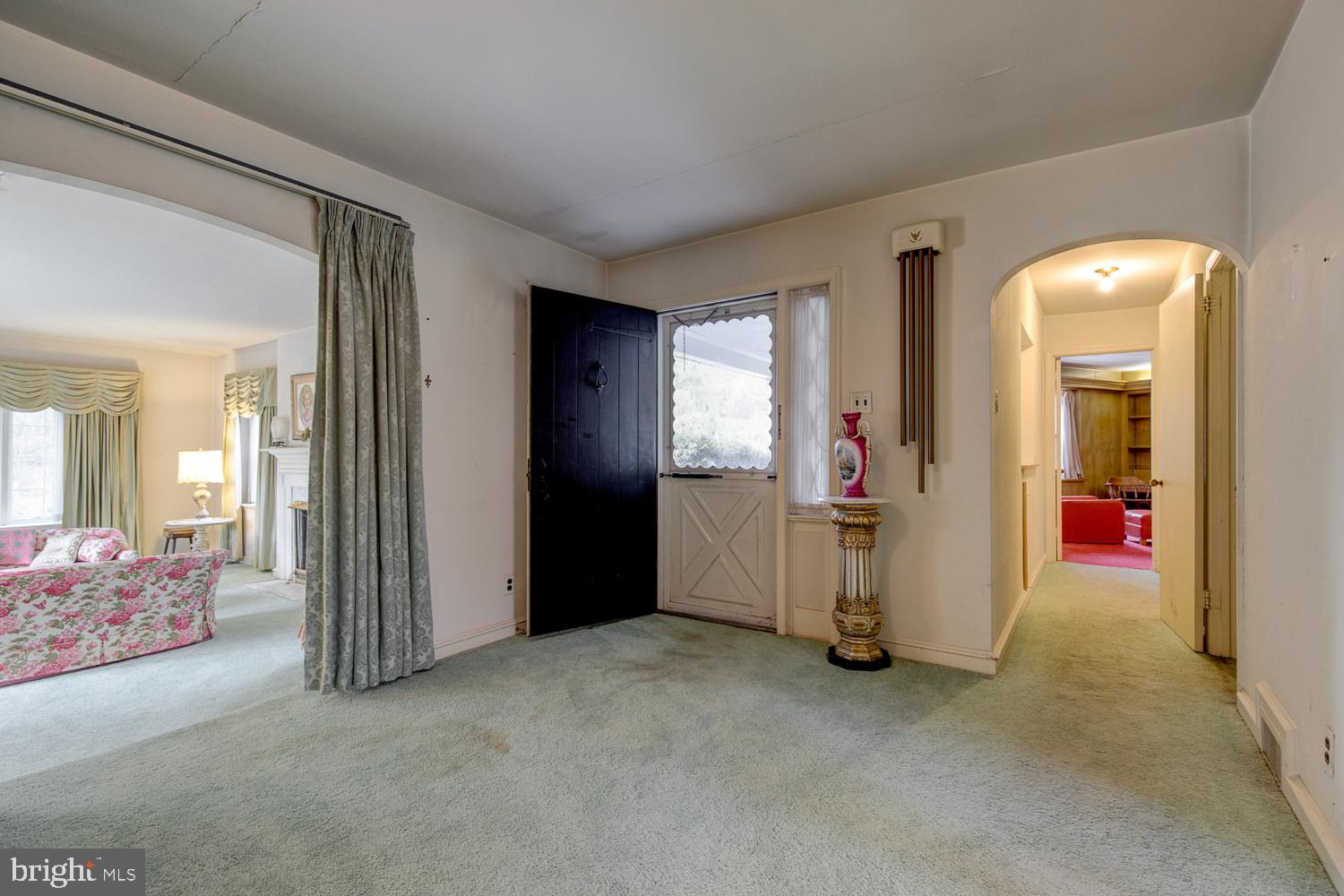 525 Clothier Road Wynnewood, PA 19096 - Photo 16 of 32 Entry Hall