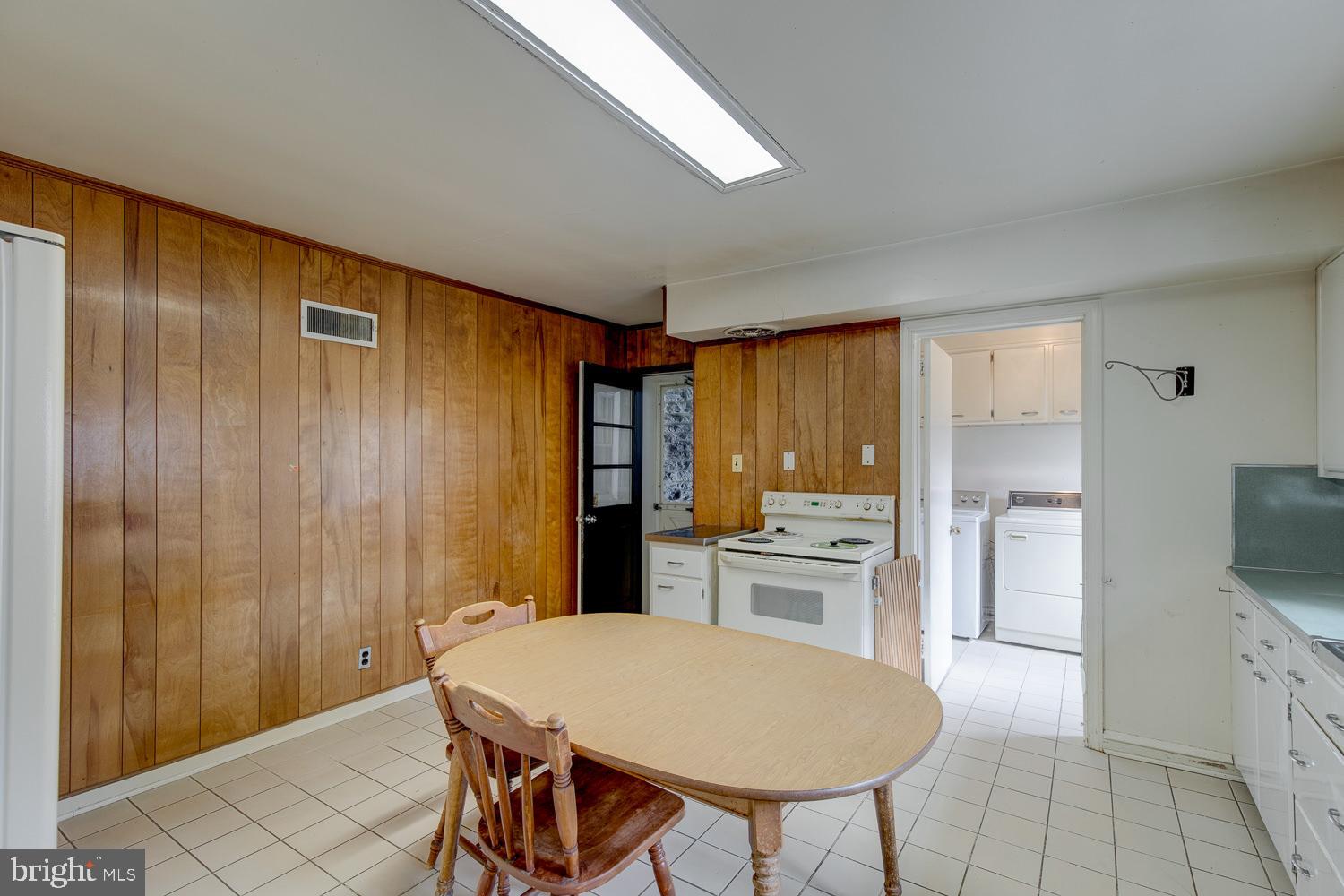 525 Clothier Road Wynnewood, PA 19096 - Photo 22 of 32 Kitchen