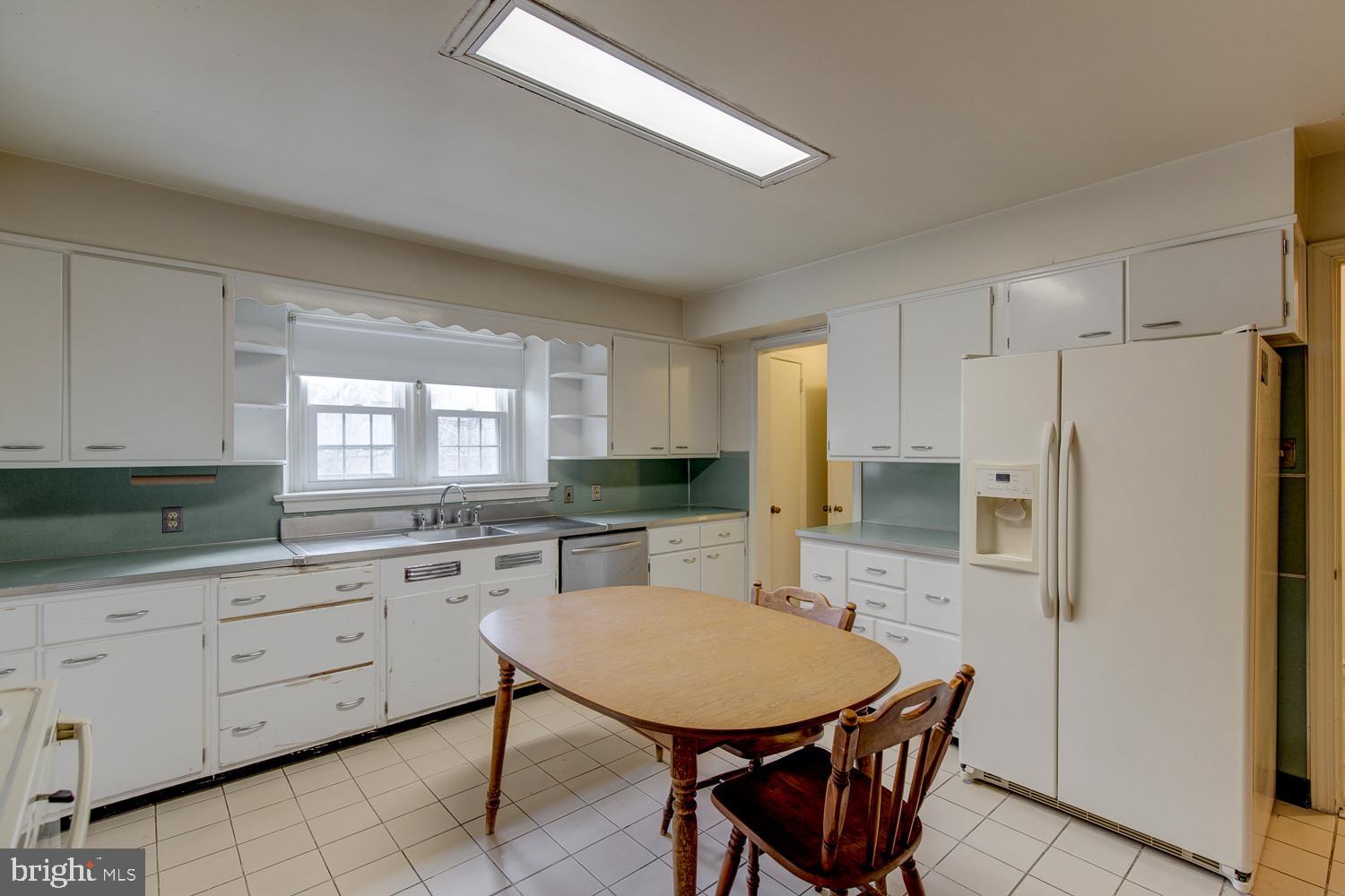 525 Clothier Road Wynnewood, PA 19096 - Photo 23 of 32 Kitchen