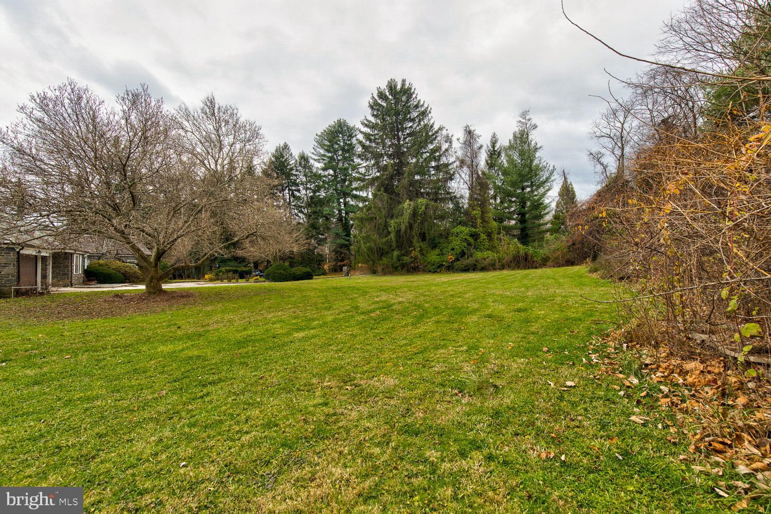 525 Clothier Road Wynnewood, PA 19096 - Photo 10 of 32