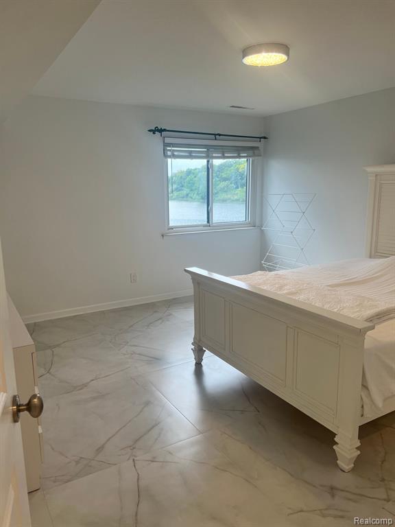 1940 Klingensmith Road, Unit 47B Bloomfield Hills, MI 48302 - Photo 17 of 36