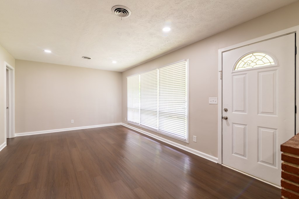 3058 Plantation Road Columbus, GA 31903 - Photo 4 of 18 Gallery Image 4