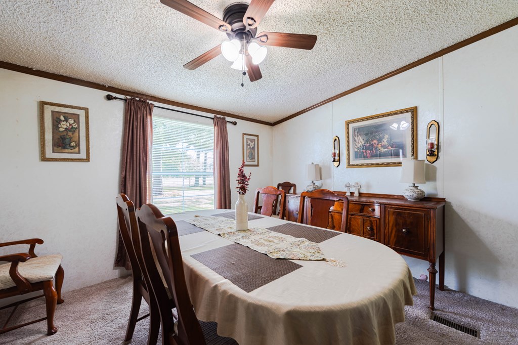 17 Miles Strip Fort Mitchell, AL 36856 - Photo 8 of 17 Dining Room