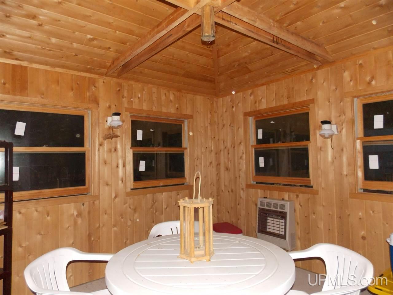 21360 Pte Abbaye Road Lanse, MI 49946 - Photo 4 of 9