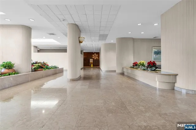 $450,000 | 200 Winston Drive, Unit 1711, Cliffside Park, NJ 07010