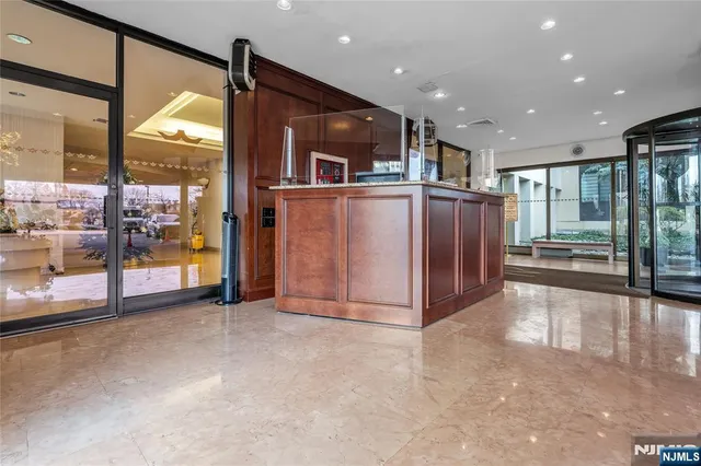 $450,000 | 200 Winston Drive, Unit 1711, Cliffside Park, NJ 07010