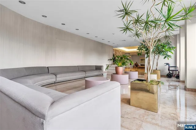 $450,000 | 200 Winston Drive, Unit 1711, Cliffside Park, NJ 07010