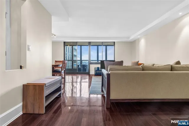 $450,000 | 200 Winston Drive, Unit 1711, Cliffside Park, NJ 07010