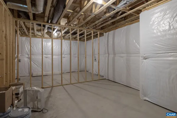 a view of a house with a big yard