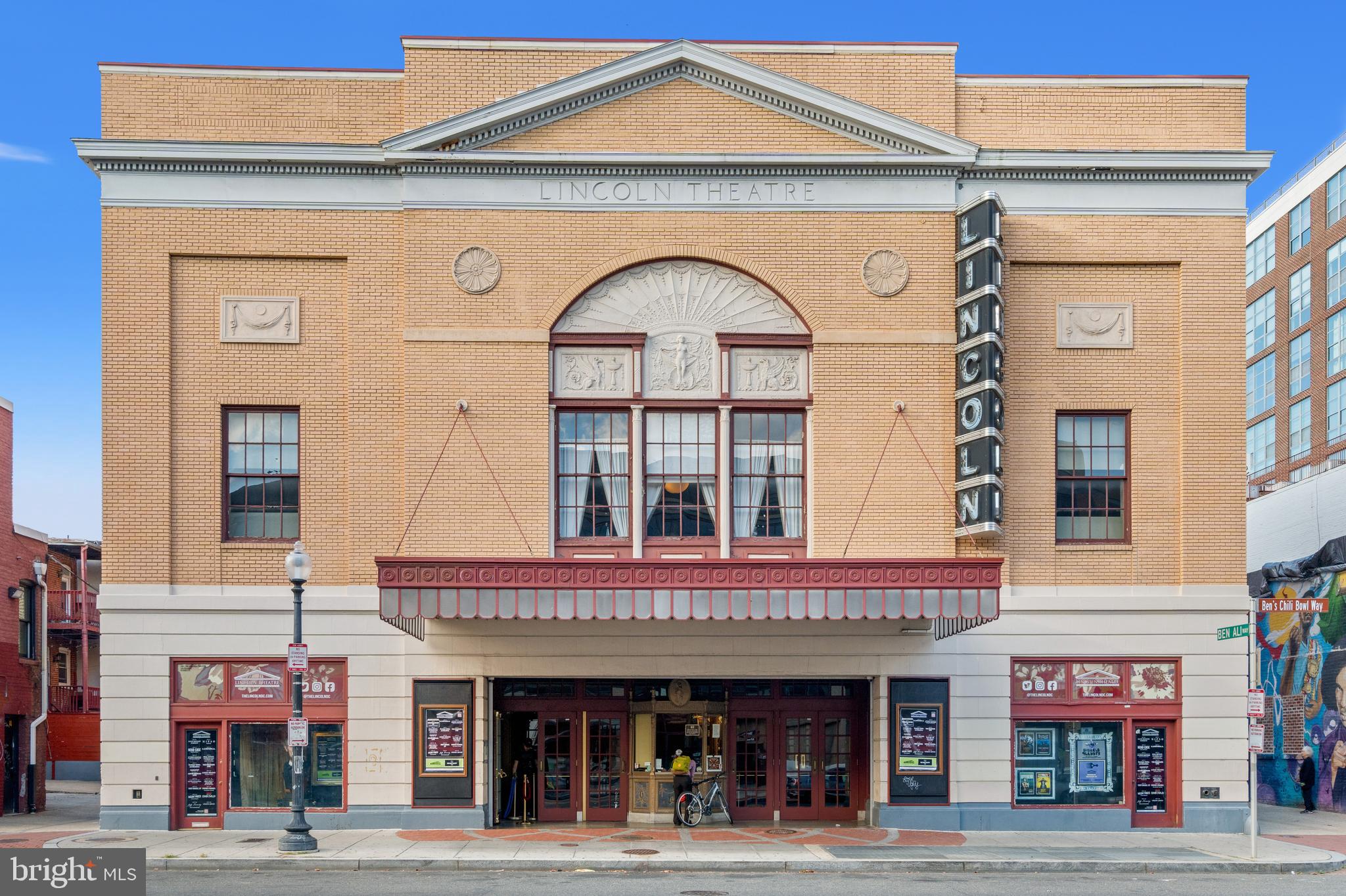 1421 Chapin Street Northwest, Unit 102 Washington, DC 20009 - Photo 33 of 37 a view of a building entrance