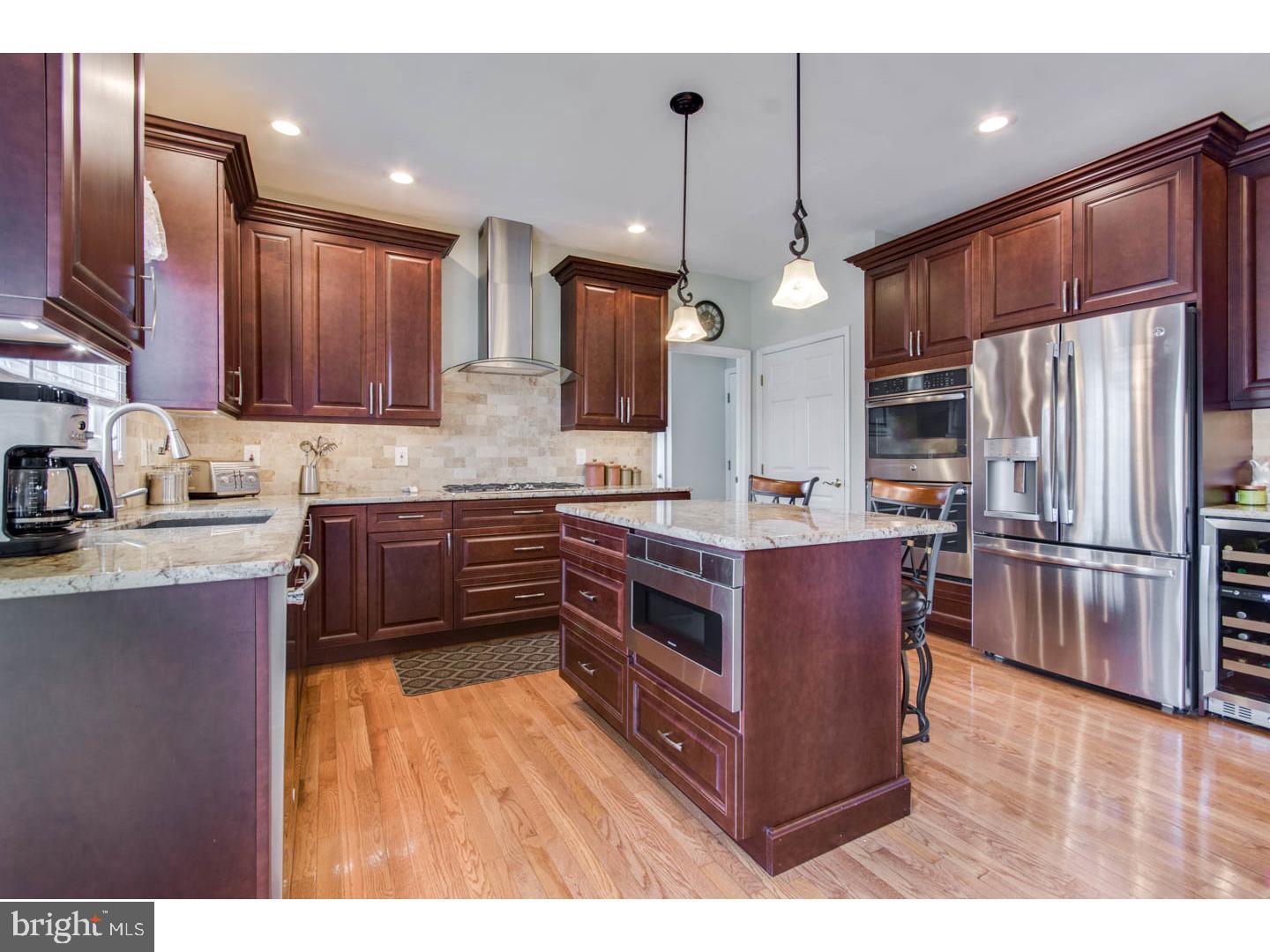 192 Stokes Road Shamong, NJ 08088 - Photo 9 of 25 Kitchen