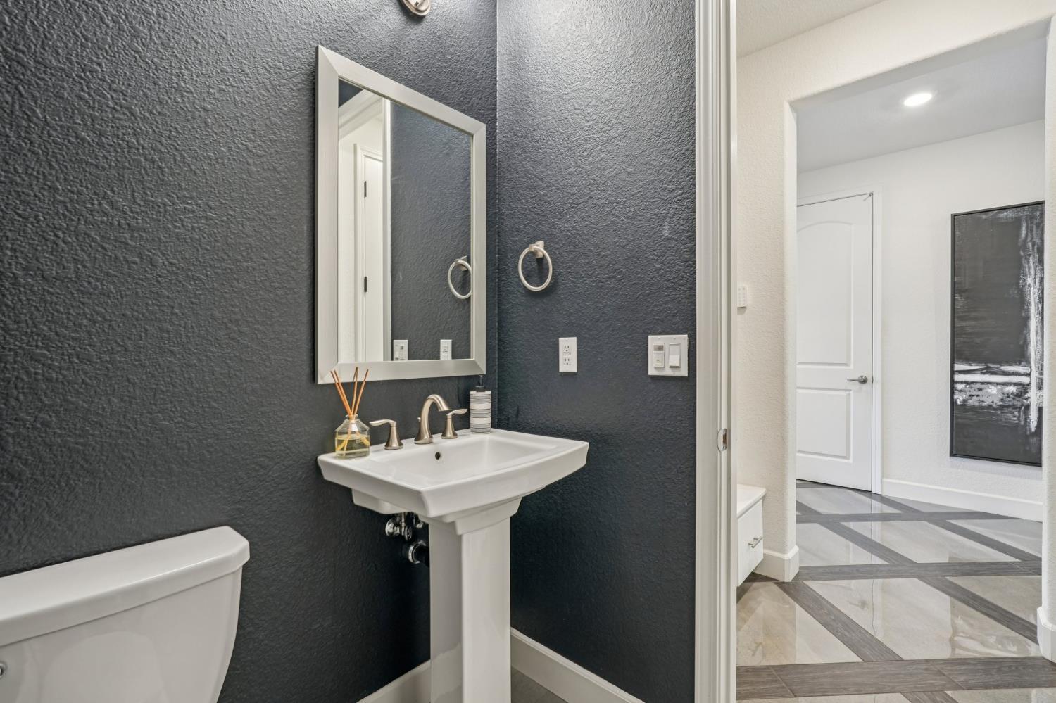 4113 Swing Way Roseville, CA 95747 - Photo 14 of 52