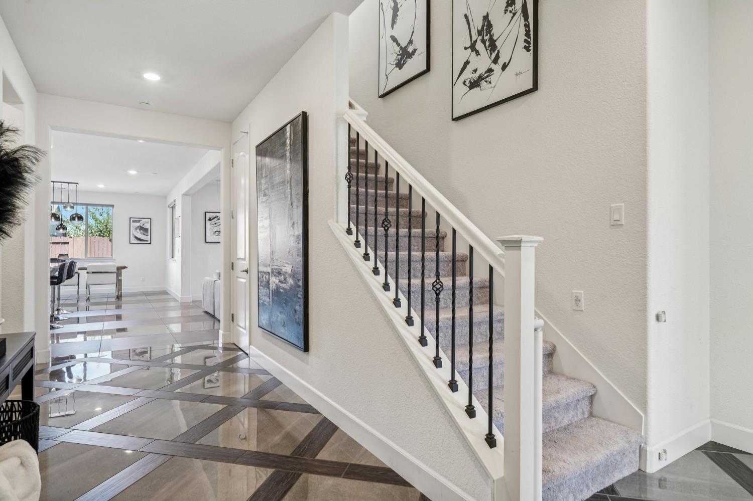 4113 Swing Way Roseville, CA 95747 - Photo 5 of 52