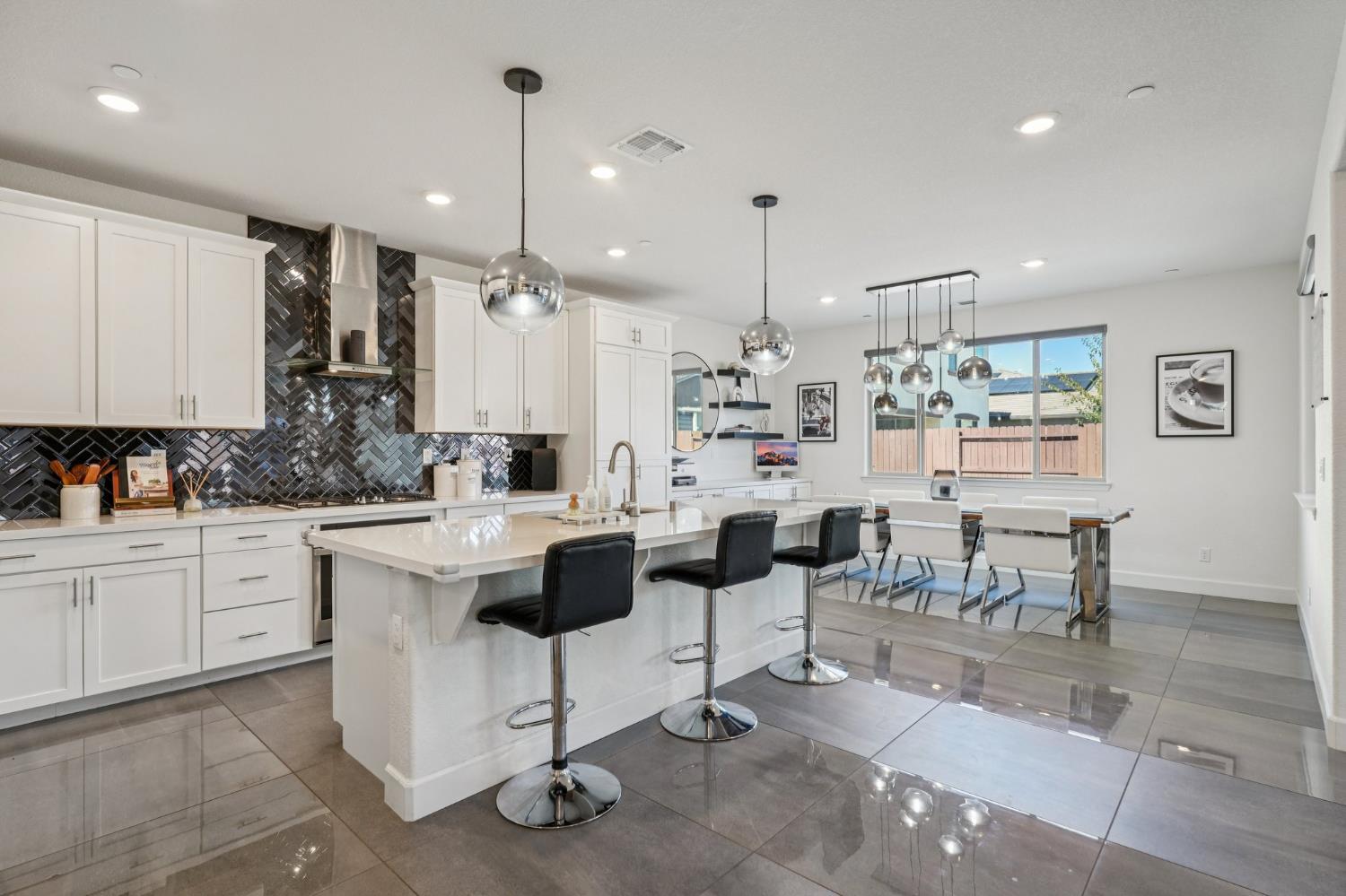 4113 Swing Way Roseville, CA 95747 - Photo 10 of 52