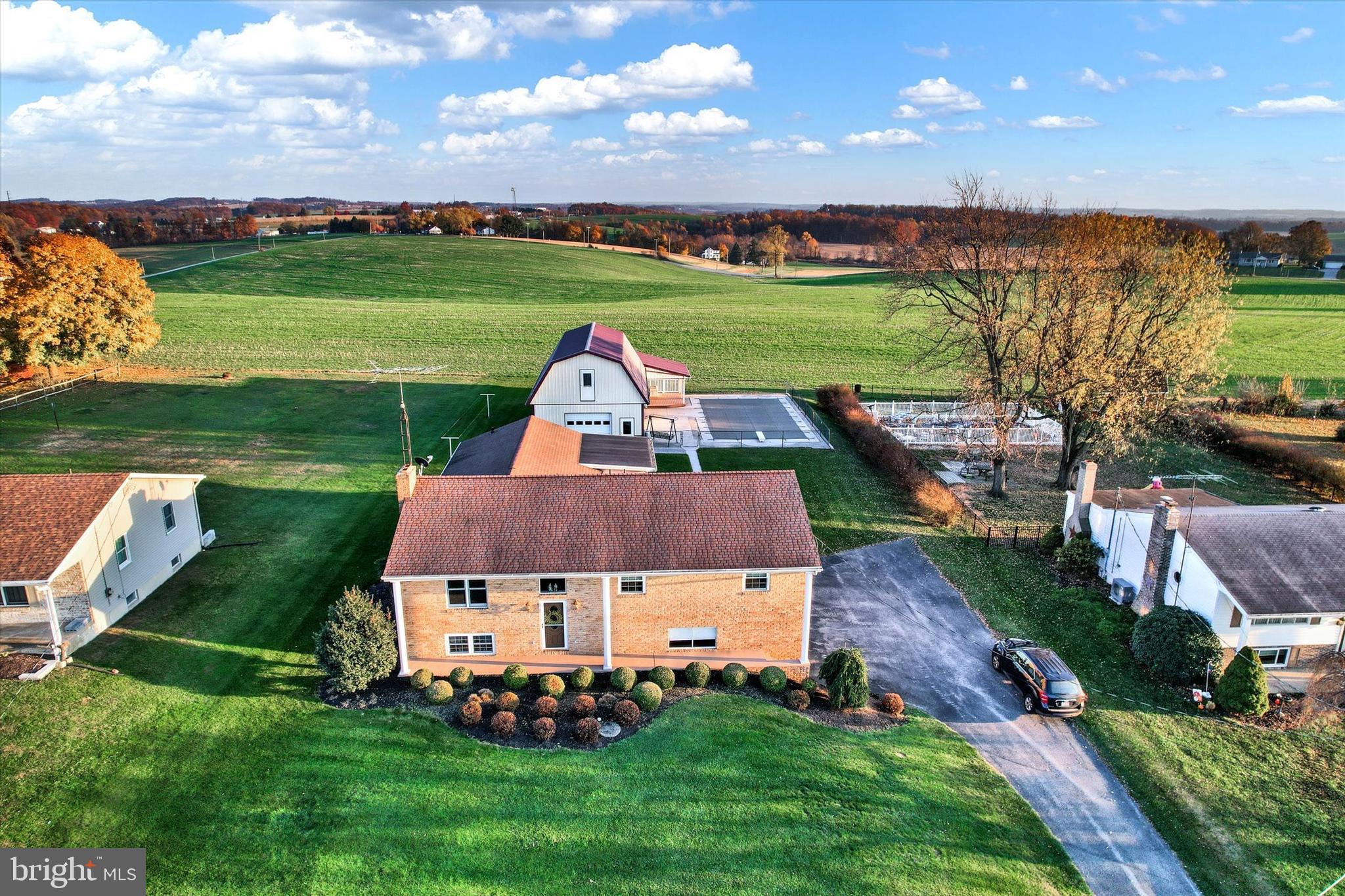 12465 Lucky Road Brogue, PA 17309 - Photo 5 of 43 Gallery Image 5