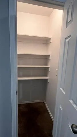 $1,200 | 905 West 7th Street, Bonham, TX 75418