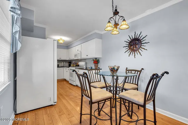 $419,900 | 5 Cherrywood Circle, Unit 105, Brick, NJ 08724