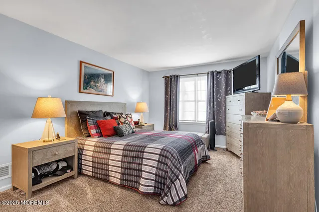 $419,900 | 5 Cherrywood Circle, Unit 105, Brick, NJ 08724