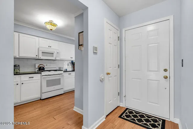 $419,900 | 5 Cherrywood Circle, Unit 105, Brick, NJ 08724