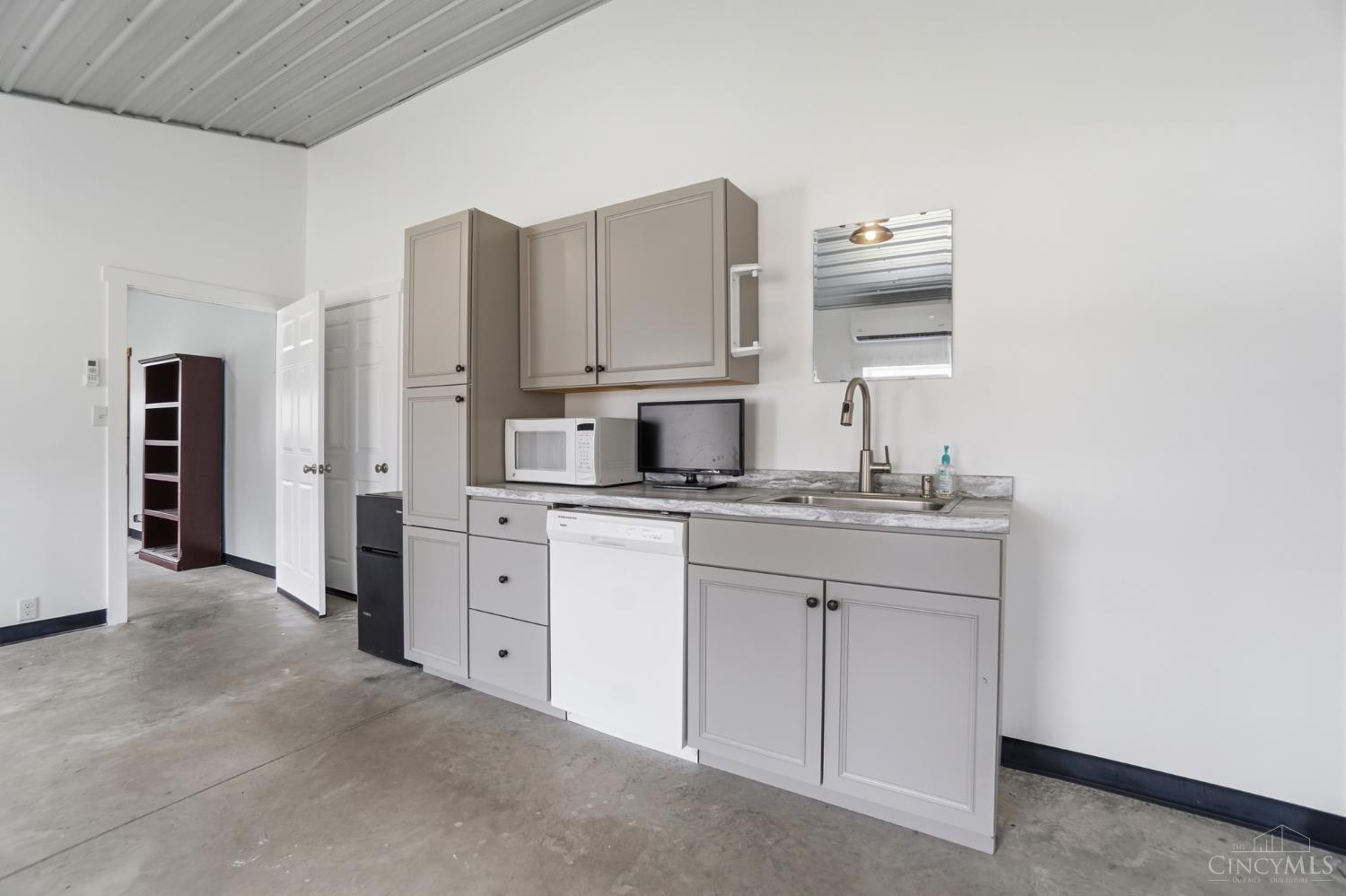 12703 Harris Road Germantown, OH 45327 - Photo 66 of 69