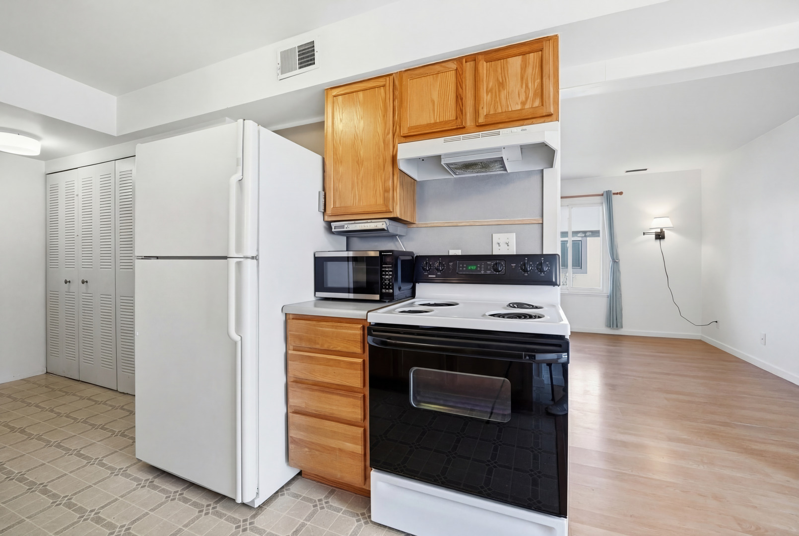 1729 Cedarbrook Court Sycamore, IL 60178 - Photo 17 of 36