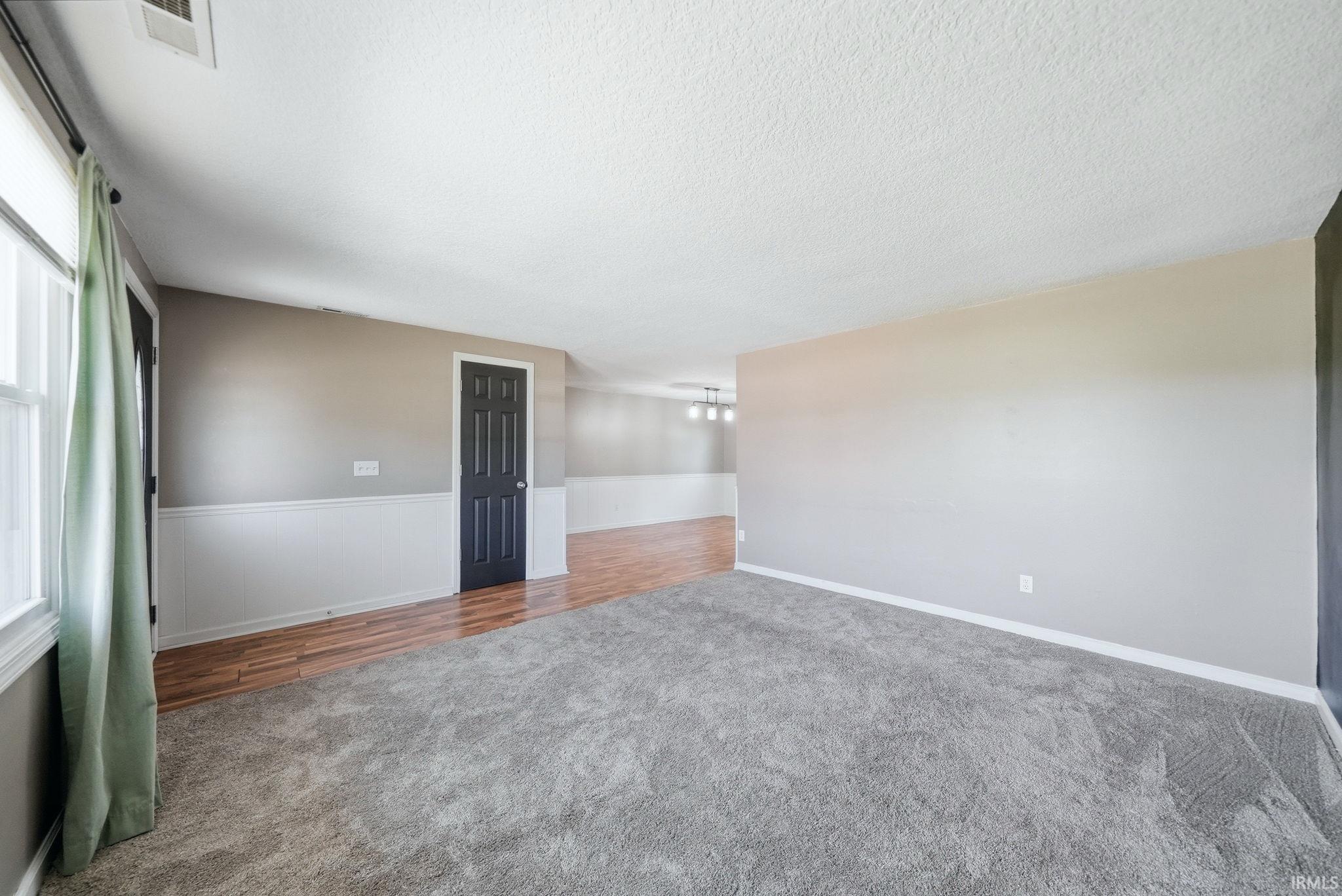 22902 Woodburn Road Woodburn, IN 46797 - Photo 6 of 25