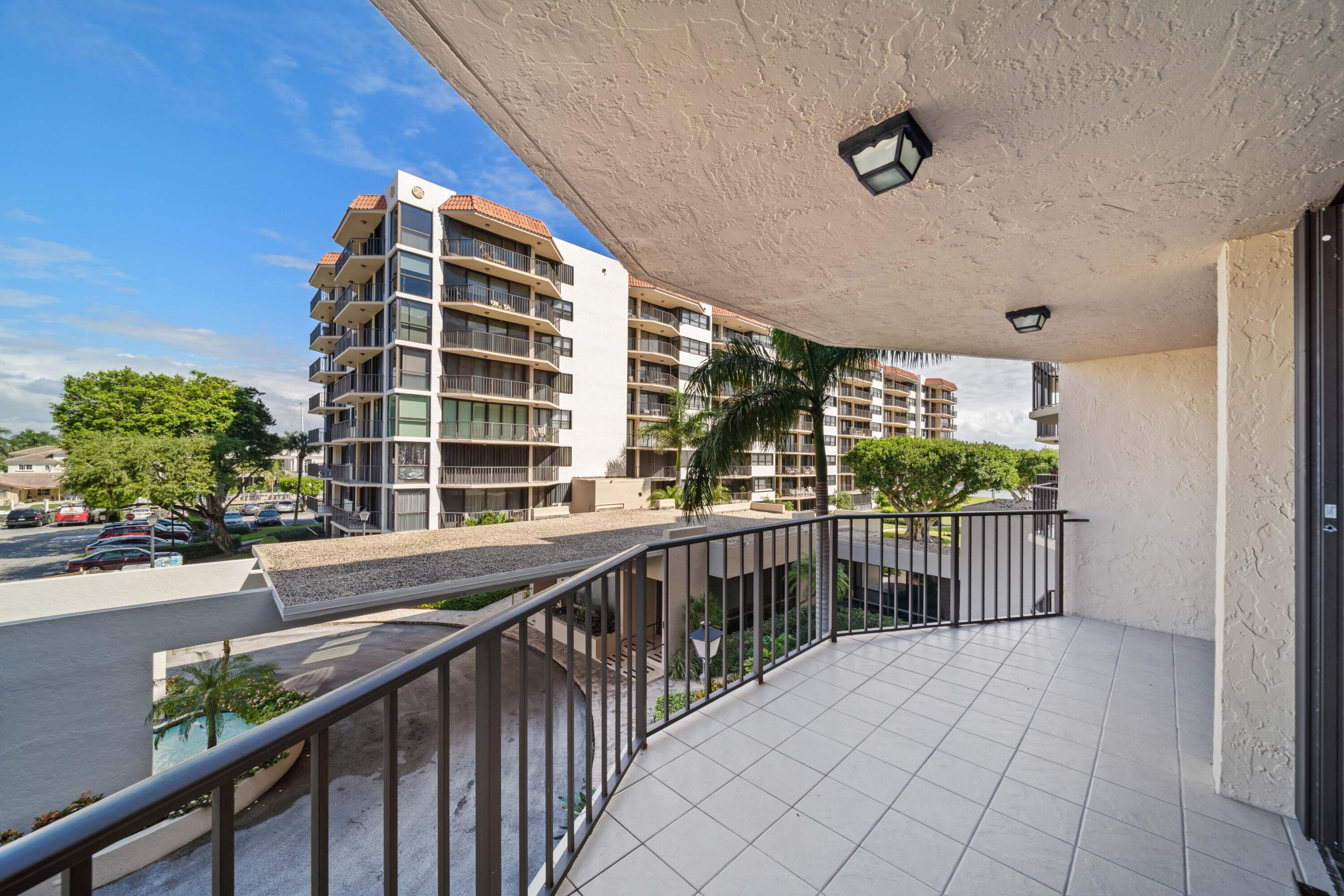 859 Jeffery Street, Unit 310 Boca Raton, FL 33487 - Photo 19 of 45 FXX_2211