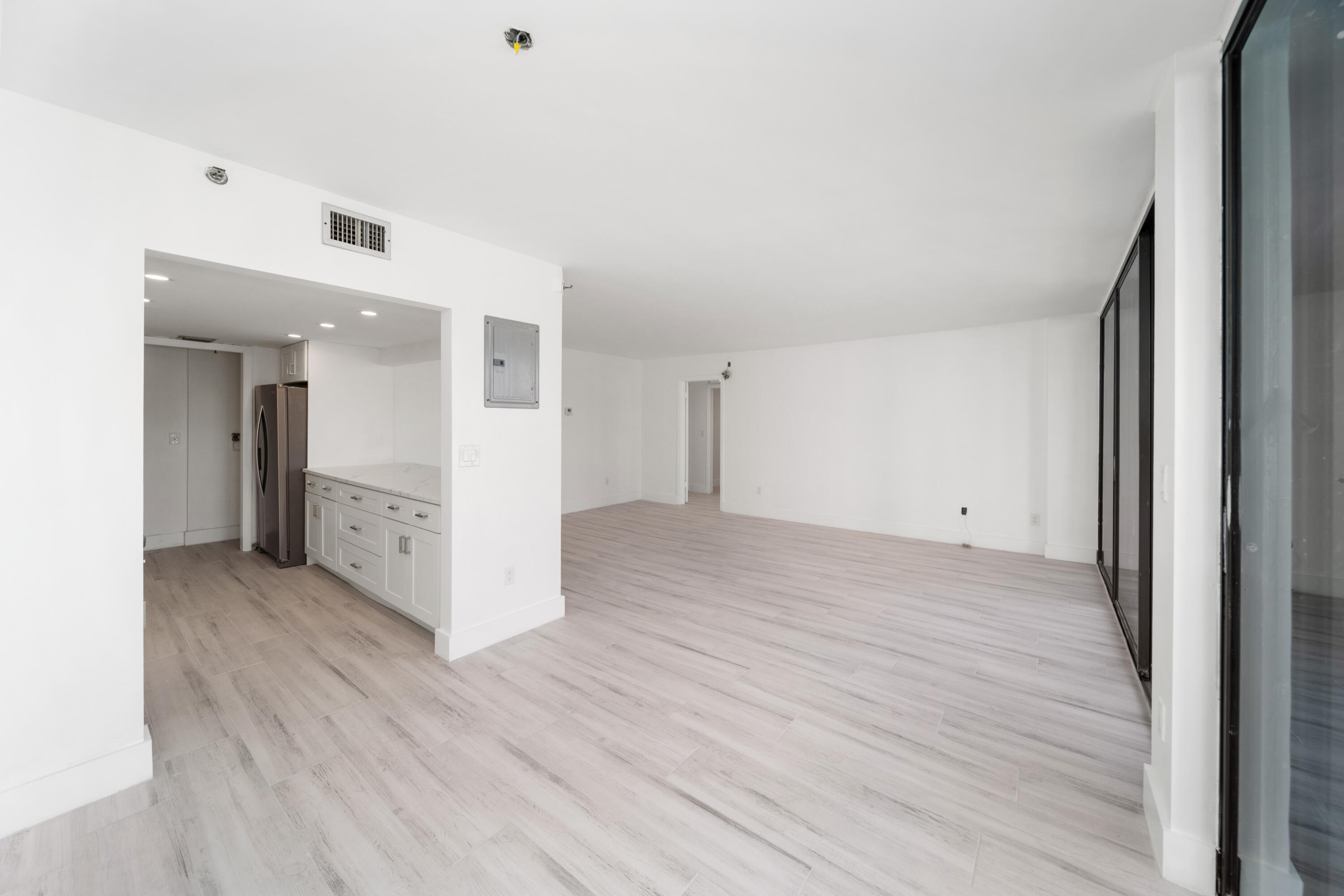 859 Jeffery Street, Unit 310 Boca Raton, FL 33487 - Photo 6 of 45 FXX_2235