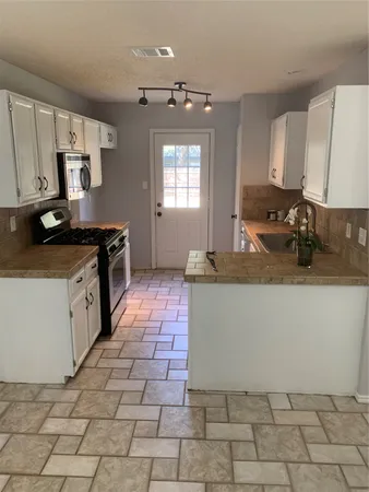 $1,995 | 807 Forest Trail, Cedar Park, TX 78613